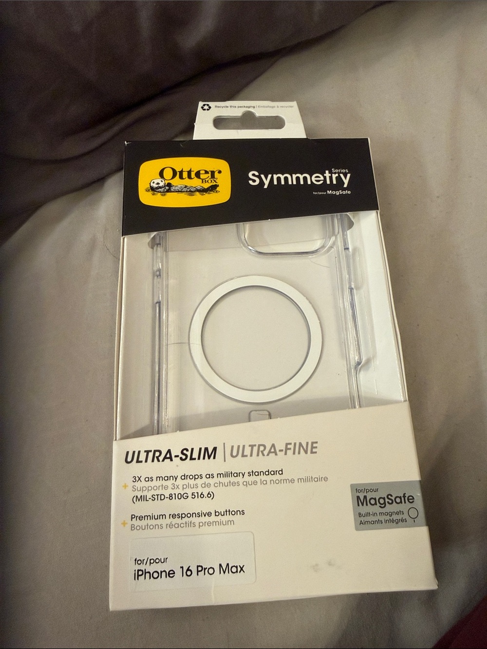 OtterBox Symmetry Series Clear Case with MagSafe for iPhone 16 Pro Max